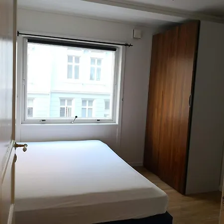 Nice Flat In The Heart Of City, 2 Bedrooms - 4 Beds